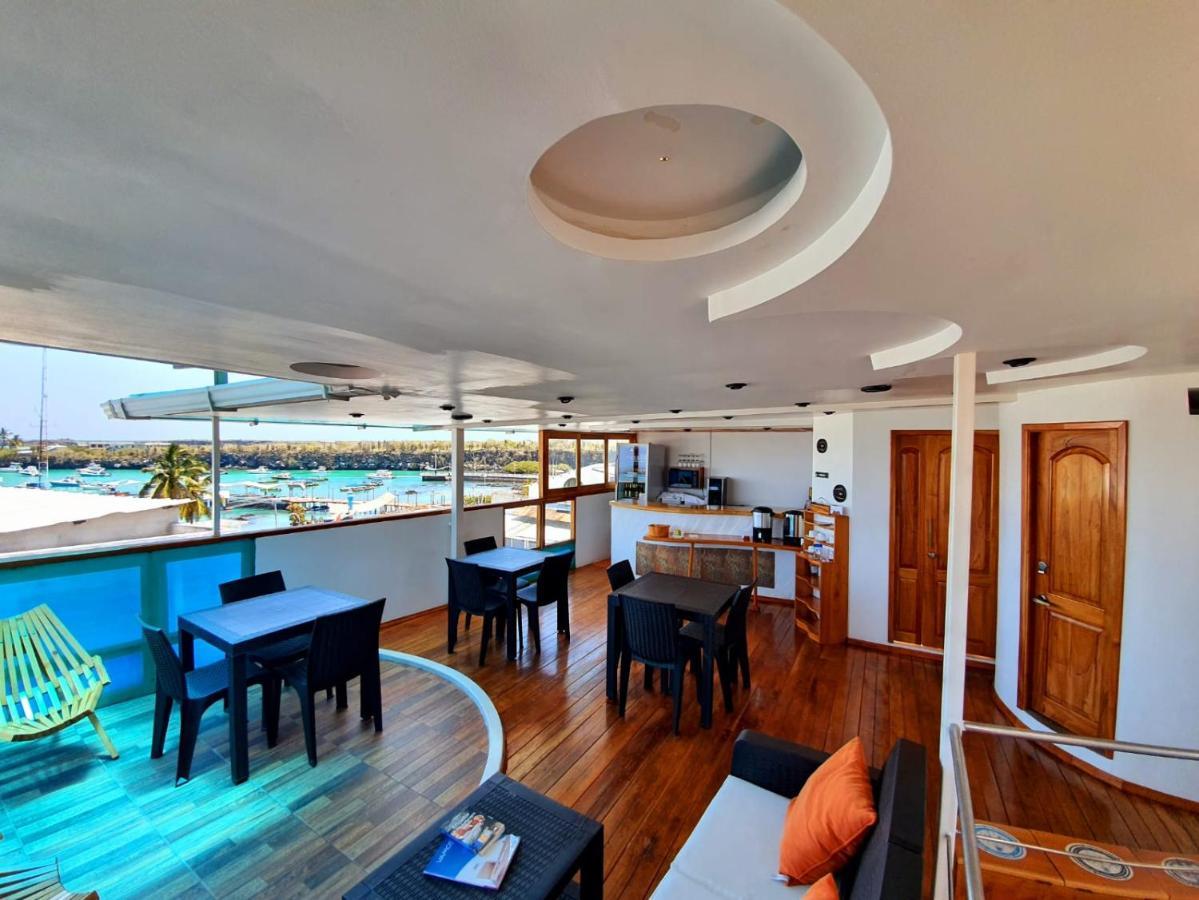 Casa Ocean Pier Puerto Ayora (Galapagos Islands)