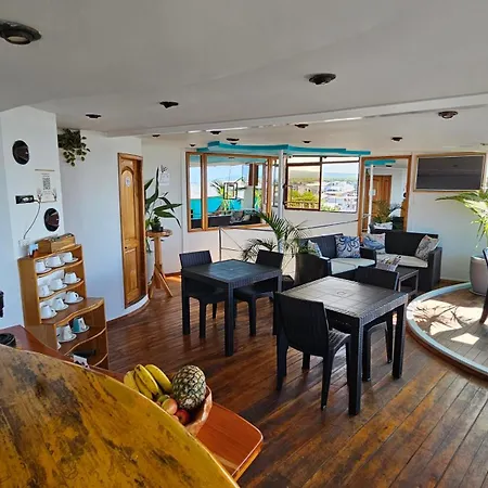 Casa Ocean Pier Bed & Breakfast Puerto Ayora  Exterior photo