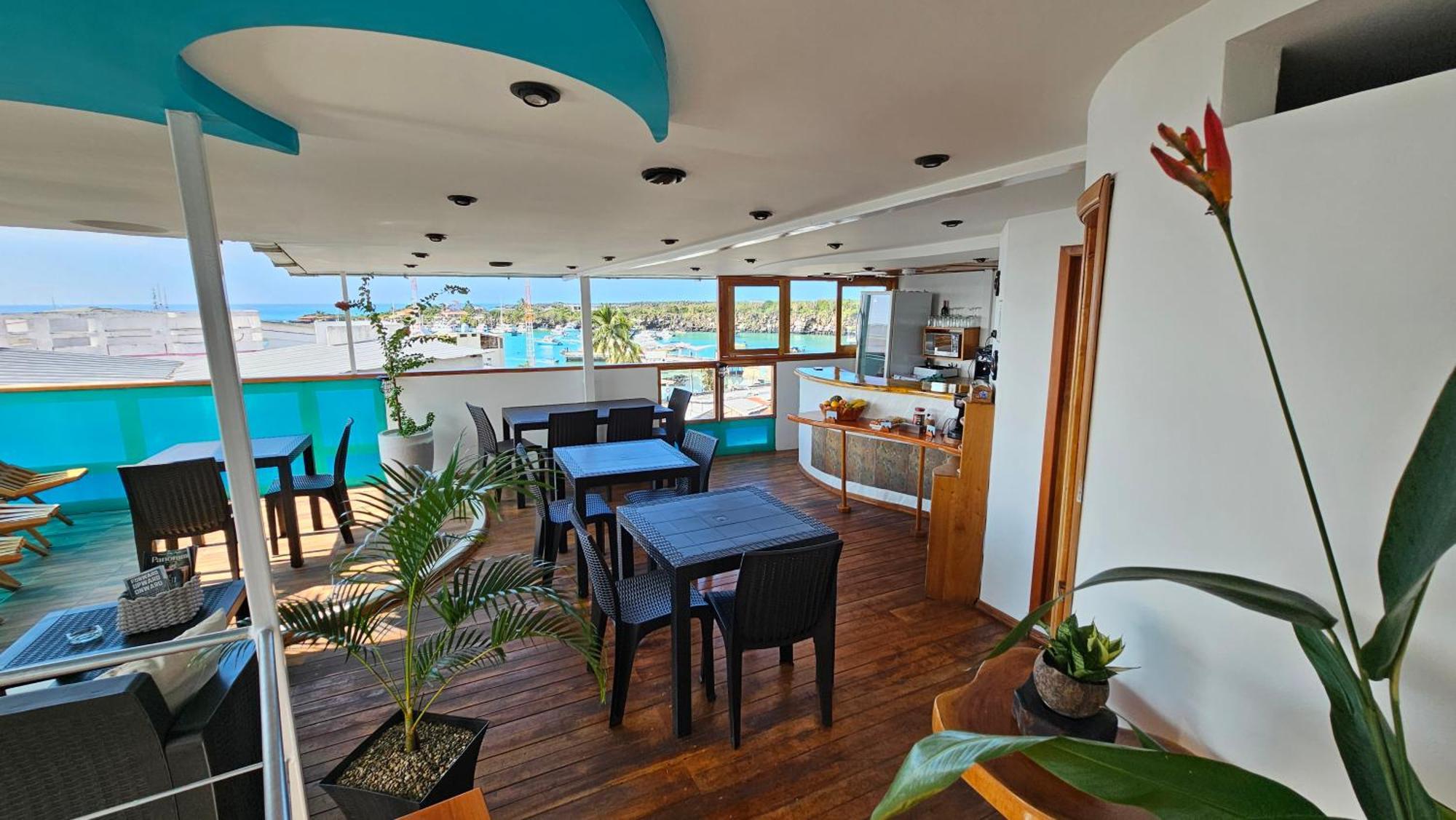 Casa Ocean Pier Puerto Ayora (Galapagos Islands)